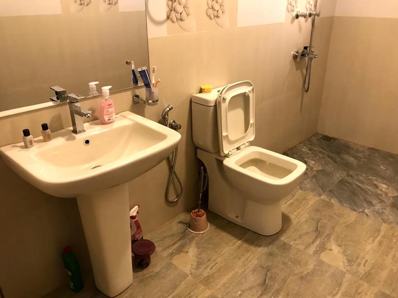 Sea Breeze Guest House 尼甘布 外观 照片