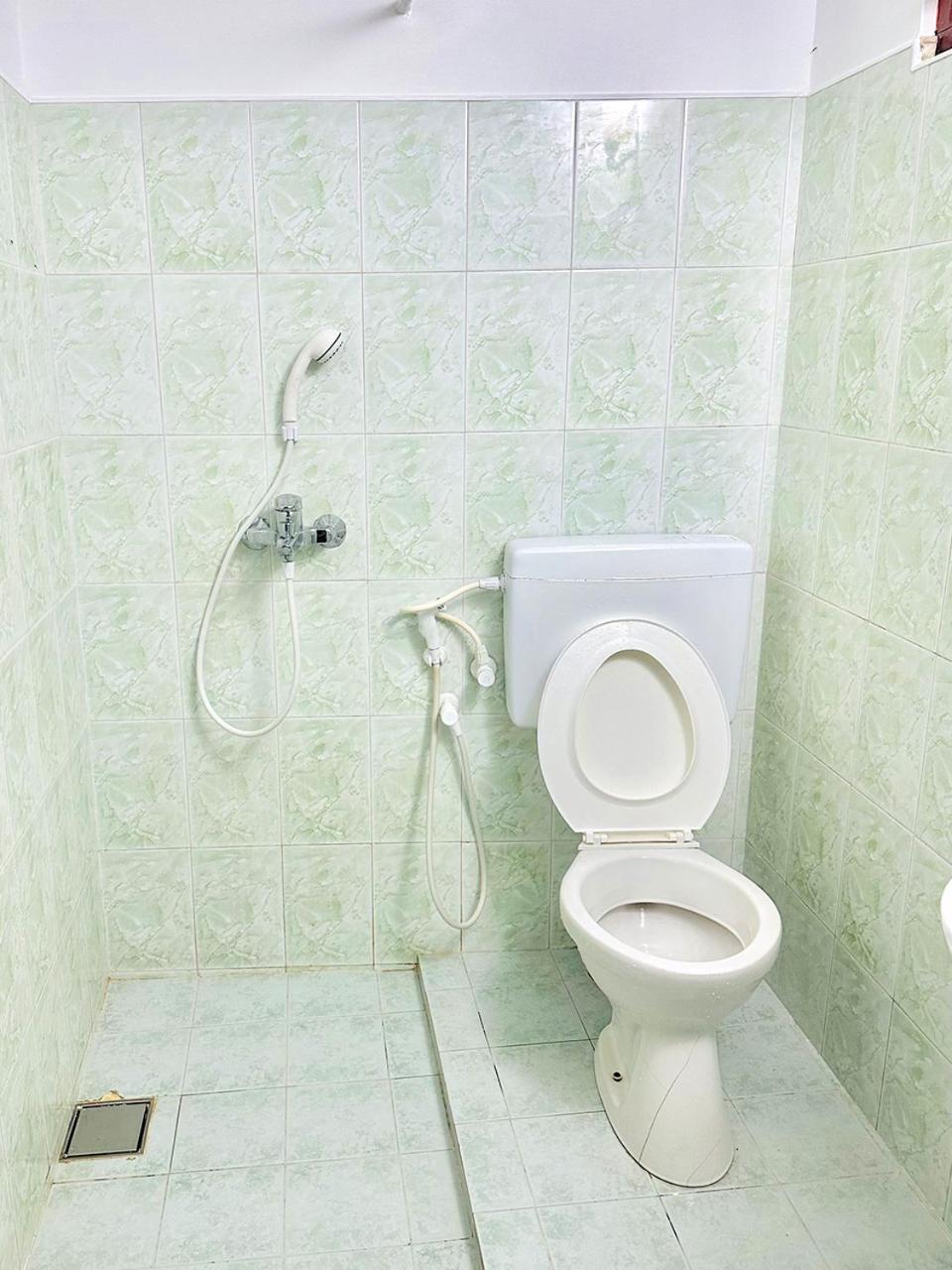 Sea Breeze Guest House 尼甘布 外观 照片