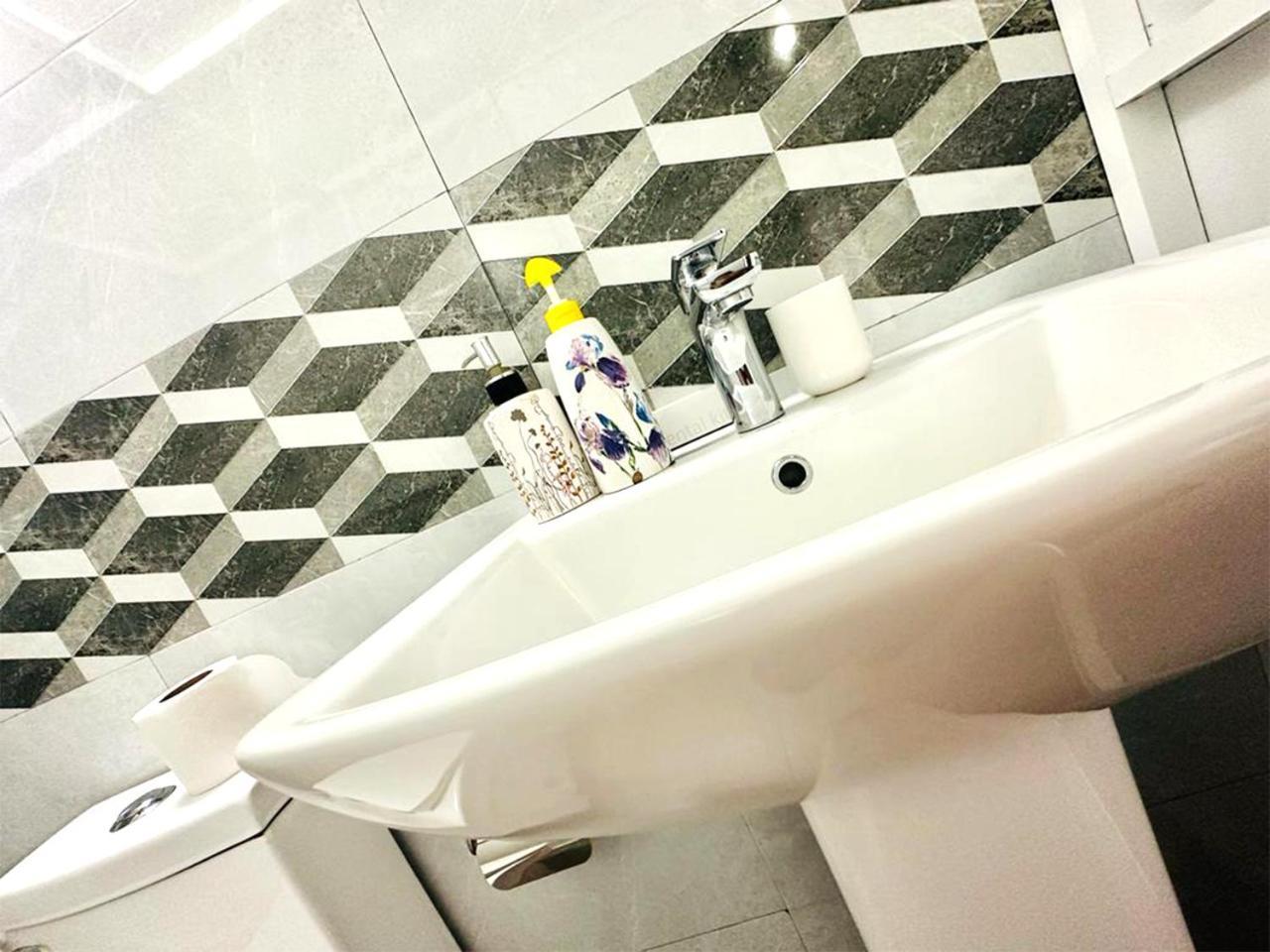 Sea Breeze Guest House 尼甘布 外观 照片